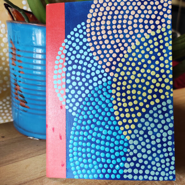 Carnet a6 couverture points multicolores