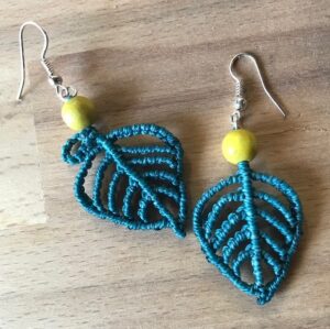 Boucles d'oreilles feuilles bleues turquoise