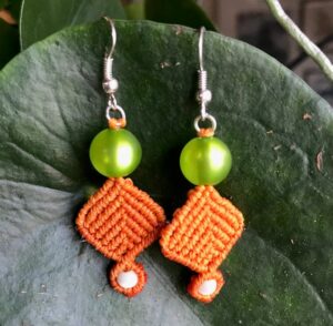 Boucles d'oreilles Perles de nacre oranges